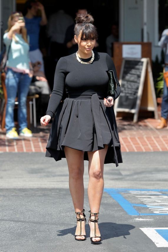 Kim Kardashian-pregnancy-looks